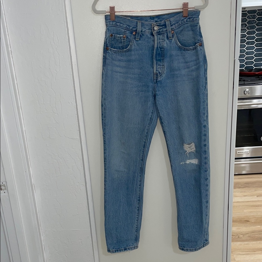 Levi's Light Blue 501 Women’s Button-fly Distressed Jeans | W24 L28